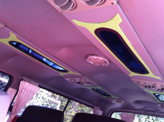 ขายรถตู้วีไอพี