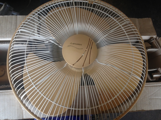 ขายพัดลมวงจร mitsubishiสภาพดี ใช้งานได้เลย ราคาถูก มีหลายสิบตัว