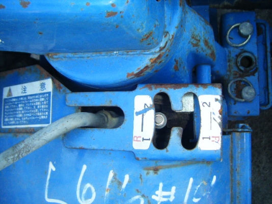 รถพรวนดินพร้อมยกร่องเดินตาม รถพรวนดินพร้อมยกร่องเดินตาม