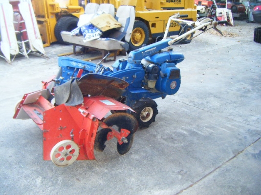 รถพรวนดินพร้อมยกร่องเดินตาม รถพรวนดินพร้อมยกร่องเดินตาม