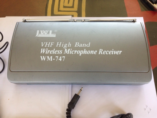 ไมโครโฟนไร้สาย VHF High Band / WM-747