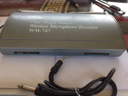 ไมโครโฟนไร้สาย VHF High Band / WM-747