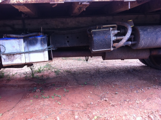 ขาย 6 ล้อ ISUZU NPR57L เครื่อง 4BC2 100 แรงฝาดำ คัซซีสวย เครื่องเกียร์ดี ยางดี เอกสารเล่มทะเบียน สภาพพร้อมใช้งาน