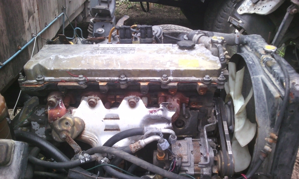 ขายด่วน!รถ 6 ล้อ สภาพสวยพร้อมใช้งาน ติดแก๊ส NGV  เครื่องดี ใช้แก๊สล้วน ราคาเป็นกันเอง ติดต่อ 089-3818694