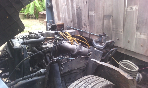 ขายด่วน!รถ 6 ล้อ สภาพสวยพร้อมใช้งาน ติดแก๊ส NGV  เครื่องดี ใช้แก๊สล้วน ราคาเป็นกันเอง ติดต่อ 089-3818694