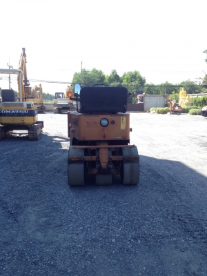 รถบด SAKAI TG25