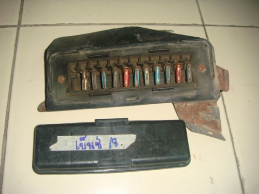 กล่องฟิวส์ W115