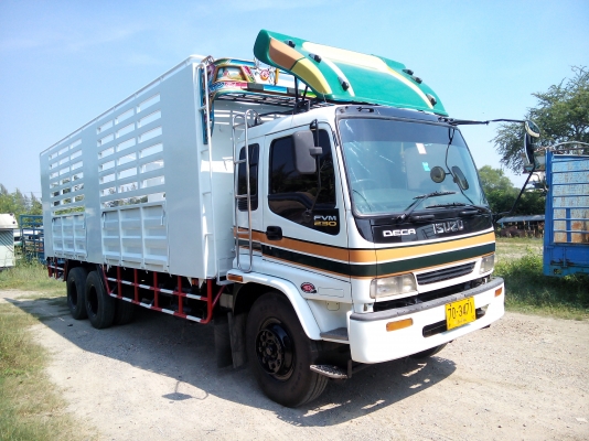 10 ล้อ 1 เพลา  ISUZU  *Euro.2*  DECA  FVM 230 แรงม้า  *ยาว 7.50 ม.*  รถสวยจริง+สภาพพพร้อมใช้งาน  * รถห้างแท้  * มีเล่มพร้อม*