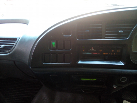 10 ล้อ 1 เพลา  ISUZU  *Euro.2*  DECA  FVM 230 แรงม้า  *ยาว 7.50 ม.*  รถสวยจริง+สภาพพพร้อมใช้งาน  * รถห้างแท้  * มีเล่มพร้อม*