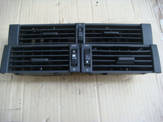 ช่องแอร์ W124