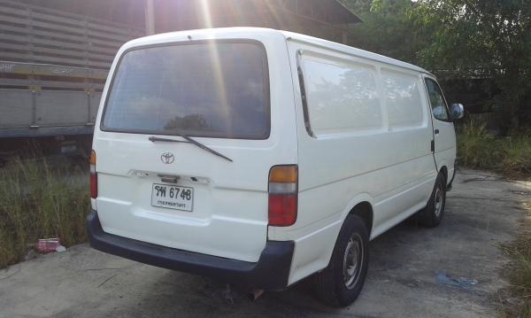 ขายรถตู้หัวจรวด ตู้บรรทุก เครื่อง2.8 ขายถูก