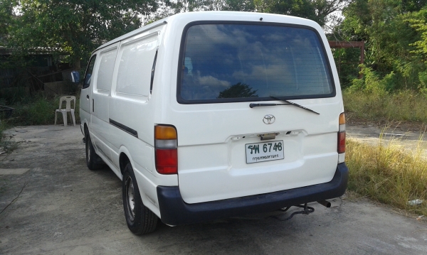 ขายรถตู้หัวจรวด ตู้บรรทุก เครื่อง2.8 ขายถูก