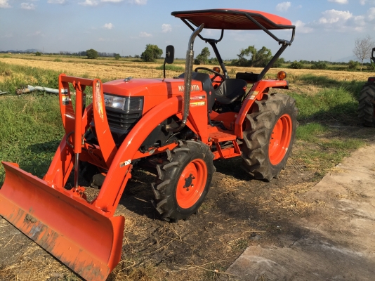 L4508di ใบดันคานบน เปลี่ยนยางหน้าใหม่ สวยพร้อมใช้