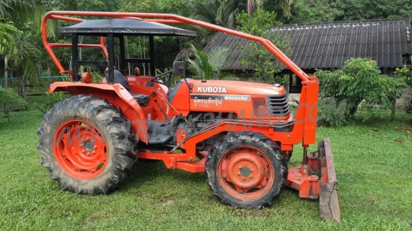 รถไถ คูโบต้า M5000 su 4,687 ชั่วโมง   2  เพลา