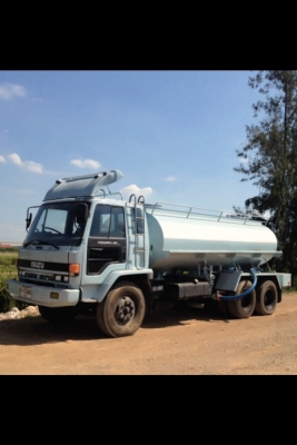 รถน้ำ ISUZU,240 แรงม้า,3 เพลา,ถังบรรจุน้ำ 12,000 ลิตร