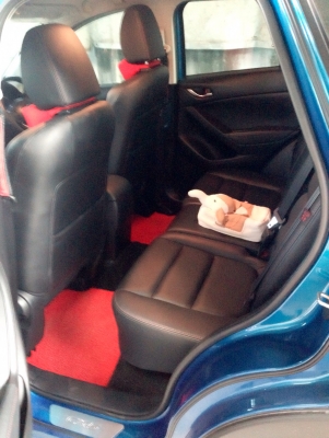 ขายดาวน์ มาสด้า cx5  2.0c สีฟ้า ราคาชิวๆ