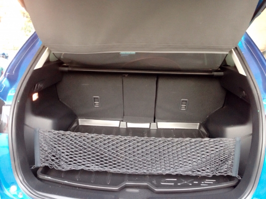 ขายดาวน์ มาสด้า cx5  2.0c สีฟ้า ราคาชิวๆ