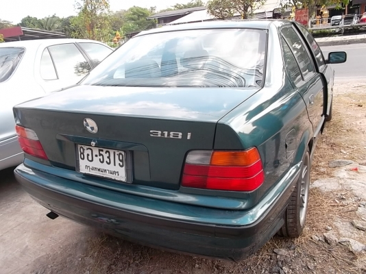 1994 BMW 3 Series 318i นกแก้ว เดิมๆเล่มพร้อม 1994 BMW 3 Series 318i นกแก้ว เดิมๆเล่มพร้อม