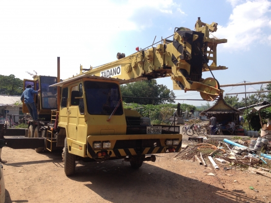 ขายรถเครน20 ตัน มีทะเบืยน ราคา 2,400,000