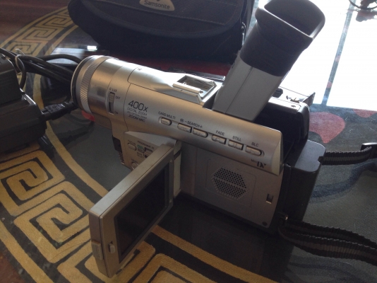 ขาย กล้องวีดีโอเทป,SD card / Panasonic NV-DS25 / พร้อม กระเป๋า Samsonite