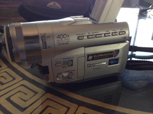 ขาย กล้องวีดีโอเทป,SD card / Panasonic NV-DS25 / พร้อม กระเป๋า Samsonite ขาย กล้องวีดีโอเทป,SD card / Panasonic NV-DS25 / พร้อม กระเป๋า Samsonite