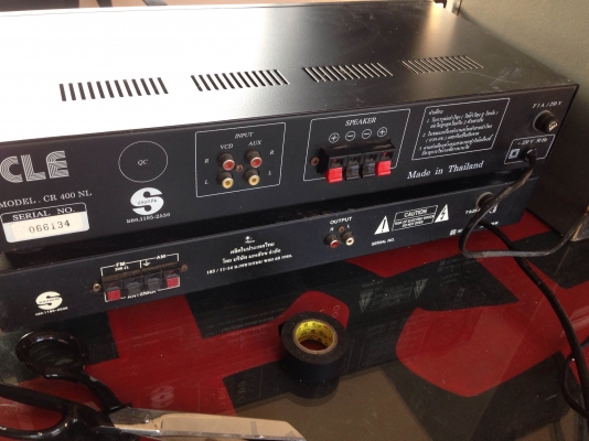 ขายเหมา แอมป์ 400 Watts / แอมป์ วิทยุ / ลำโพง SONY 2 ตัว ขายเหมา แอมป์ 400 Watts / แอมป์ วิทยุ / ลำโพง SONY 2 ตัว