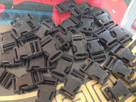 ขายเหมา กิ๊บ กระเป๋า สะพาย / 31 ชิ้น ขายเหมา กิ๊บ กระเป๋า สะพาย / 31 ชิ้น