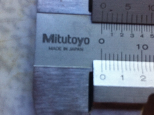 เวอร์เนียแบบขีดสเกลขนาด 6 นิ้ว ยี่ห้อ Mitutoyo มองเห็นชัด ปากสนิท เวอร์เนียแบบขีดสเกลขนาด 6 นิ้ว ยี่ห้อ Mitutoyo มองเห็นชัด ปากสนิท