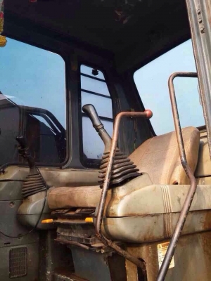 ขายรถแบ็คโฮ KOMATSU PC 200-6 ซีเรียล 95,xxx ไฟฟ้าครบ ช่วงล่างเต็ม เครื่องเดิม ปั๊มเดิม เอกสารสัญญาซื้อขาย ขายรถแบ็คโฮ KOMATSU PC 200-6 ซีเรียล 95,xxx ไฟฟ้าครบ ช่วงล่างเต็ม เครื่องเดิม ปั๊มเดิม เอกสารสัญญาซื้อขาย