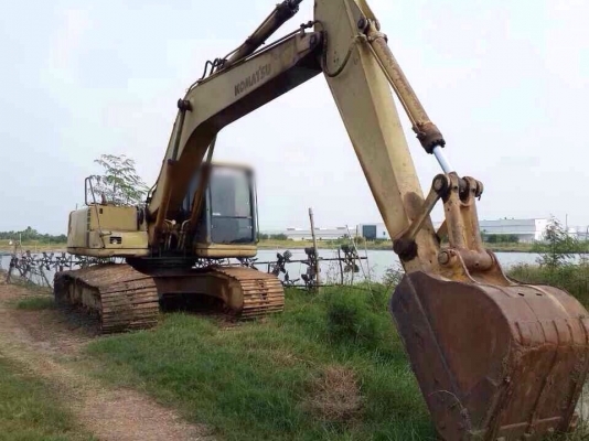 ขายรถแบ็คโฮ KOMATSU PC 200-6 ซีเรียล 95,xxx ไฟฟ้าครบ ช่วงล่างเต็ม เครื่องเดิม ปั๊มเดิม เอกสารสัญญาซื้อขาย