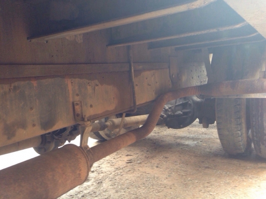 ขายรถ10ล้อท้ายลาดเพลาเดียวISUZU FVM12QY K เครื่อง175แรงม้า สนใจโทร 081-970-1072