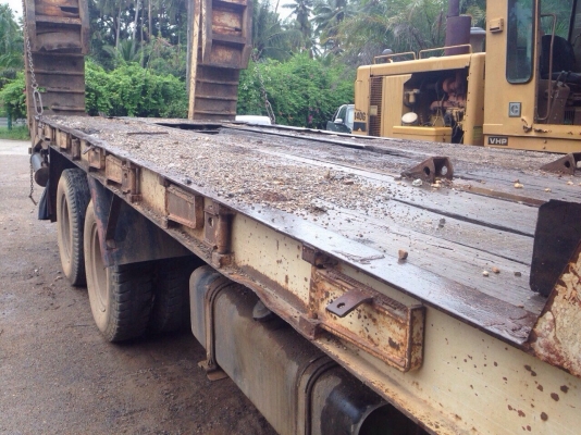 ขายรถ10ล้อท้ายลาดเพลาเดียวISUZU FVM12QY K เครื่อง175แรงม้า สนใจโทร 081-970-1072