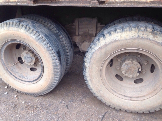 ขายรถ10ล้อท้ายลาดเพลาเดียวISUZU FVM12QY K เครื่อง175แรงม้า สนใจโทร 081-970-1072