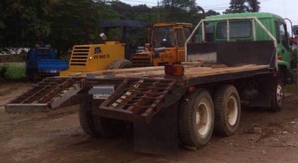 ***ขายแล้วครับขอบคุณ Truck2hand ขาย10ล้อ2เพลา ท้ายลาดขึ้นแบคโฮ200 NISSAN เรียล หัวISUZU DECA(ลงเล่ม)เครื่อง PD6-190แรง เครื่องดี แรง อึด แน่นดี เกียร์ดีไม่หลุด ช่วงล่างใหญ่ 2เพลาUD คัสซีดี ไม่ปะไม่ผุ หางสภาพดี เหล็กหนาแข็งแรง พื้นดีไม่ผุ วางหัวDECA สภาพสว