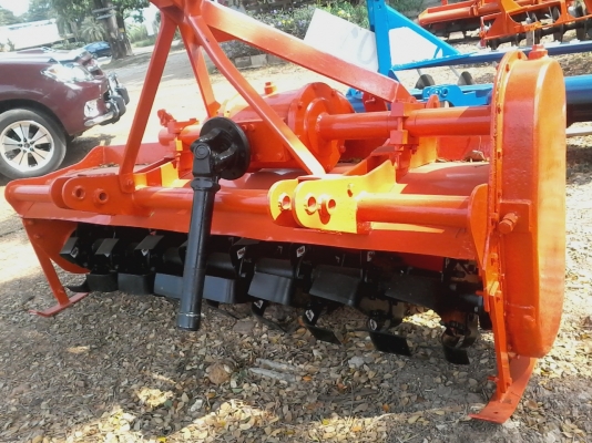 ขายโรโตรี่ยี่ห้อโฮเวิรด์สำหรับรถไถใหญ่ ขายโรโตรี่ยี่ห้อโฮเวิรด์สำหรับรถไถใหญ่