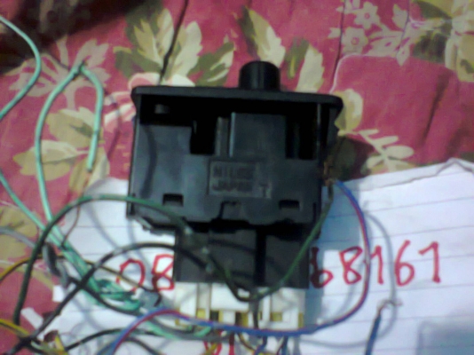 ขายสวิทย์ปรับกระจกมองข้างไฟฟ้าnissan