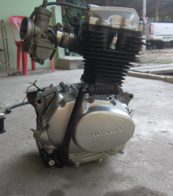 ขาย เครื่อง Honda JX110 อุปกรณ์ครบ CDI แล้ว เอาไปยกขึ้นรถขับเลย ขาย เครื่อง Honda JX110 อุปกรณ์ครบ CDI แล้ว เอาไปยกขึ้นรถขับเลย