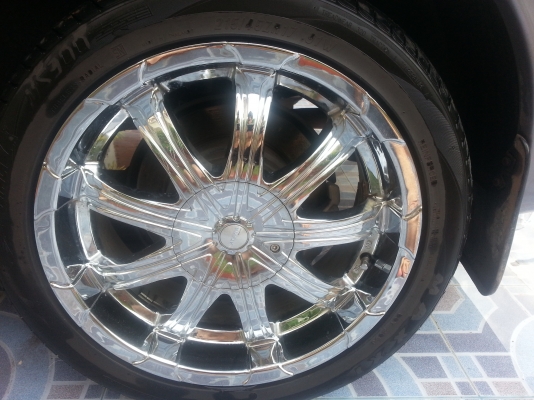 ขายแม็กขอบ17โครเมี่ยมพร้อมยาง