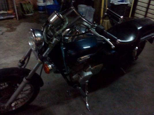 ขาย!!! KAWASAKI BOSS 175 ปี 43 ตัวแรก เครื่องดี,ชุดสีดี,ภาษีขาด 1 ปี เล่มพร้อมโอน