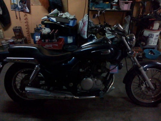 ขาย!!! KAWASAKI BOSS 175 ปี 43 ตัวแรก เครื่องดี,ชุดสีดี,ภาษีขาด 1 ปี เล่มพร้อมโอน