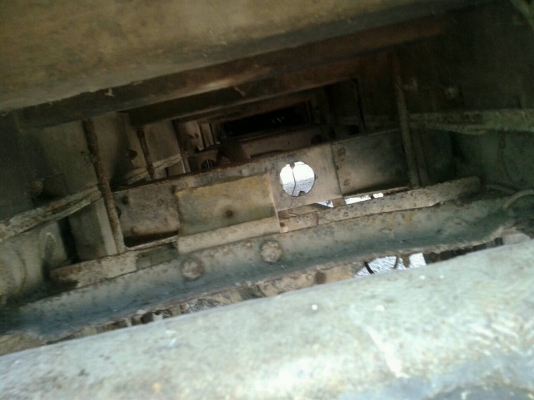 ขายด่วน 6 ล้อหัวยาว สภาพสวยเดิมมากๆ เครื่องเดิม DA120 คัสซีสวยตลอดเส้น กระบะสวยพื้นดี หัวเก๋งสวย ทะเบียนพร้อมโอน ราคาต่อรองได้ครับ