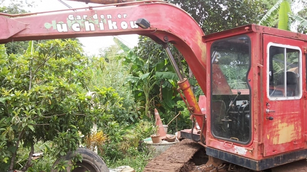 ***ขายแล้วครับขอบคุณ Truck2hand ขายแบคโฮ KOMATSU 10-HT-2 (PC60) Serial No.8362 เครื่องเดิมปั้มเดิม เครื่องKOMATSU 4D94-2 4สูบ 50HP เครื่องแห้งๆ แน่นๆ แรงดี ไม่เยิ้ม ปั้มดีแรงดี ทำงานดีไม่โหลด บูมอาร์มสวยไม่มีปะไม่มีร้าว บุ้งกี๋สวยไม่ผุ บูท/สลัก แน่นดี ***ขายแล้วครับขอบคุณ Truck2hand ขายแบคโฮ KOMATSU 10-HT-2 (PC60) Serial No.8362 เครื่องเดิมปั้มเดิม เครื่องKOMATSU 4D94-2 4สูบ 50HP เครื่องแห้งๆ แน่นๆ แรงดี ไม่เยิ้ม ปั้มดีแรงดี ทำงานดีไม่โหลด บูมอาร์มสวยไม่มีปะไม่มีร้าว บุ้งกี๋สวยไม่ผุ บูท/สลัก แน่นดี