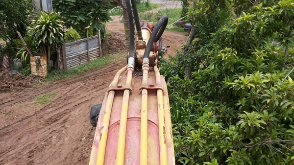 ***ขายแล้วครับขอบคุณ Truck2hand ขายแบคโฮ KOMATSU 10-HT-2 (PC60) Serial No.8362 เครื่องเดิมปั้มเดิม เครื่องKOMATSU 4D94-2 4สูบ 50HP เครื่องแห้งๆ แน่นๆ แรงดี ไม่เยิ้ม ปั้มดีแรงดี ทำงานดีไม่โหลด บูมอาร์มสวยไม่มีปะไม่มีร้าว บุ้งกี๋สวยไม่ผุ บูท/สลัก แน่นดี ***ขายแล้วครับขอบคุณ Truck2hand ขายแบคโฮ KOMATSU 10-HT-2 (PC60) Serial No.8362 เครื่องเดิมปั้มเดิม เครื่องKOMATSU 4D94-2 4สูบ 50HP เครื่องแห้งๆ แน่นๆ แรงดี ไม่เยิ้ม ปั้มดีแรงดี ทำงานดีไม่โหลด บูมอาร์มสวยไม่มีปะไม่มีร้าว บุ้งกี๋สวยไม่ผุ บูท/สลัก แน่นดี