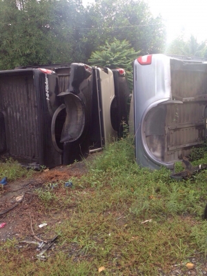 กระบะเเคป บิ๊กเอ็ม ไมตี้เเคปโปรงหนัง สตาร์ด้า มังกร ดราก้อน เชพ ดีเเมกด์ ฟรอด มาสด้า นาวาล่า กระบะเเคป บิ๊กเอ็ม ไมตี้เเคปโปรงหนัง สตาร์ด้า มังกร ดราก้อน เชพ ดีเเมกด์ ฟรอด มาสด้า นาวาล่า