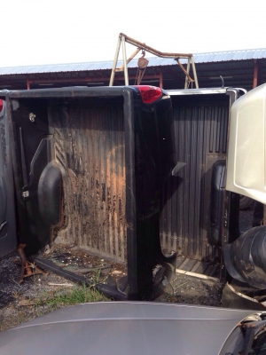 กระบะเเคป บิ๊กเอ็ม ไมตี้เเคปโปรงหนัง สตาร์ด้า มังกร ดราก้อน เชพ ดีเเมกด์ ฟรอด มาสด้า นาวาล่า กระบะเเคป บิ๊กเอ็ม ไมตี้เเคปโปรงหนัง สตาร์ด้า มังกร ดราก้อน เชพ ดีเเมกด์ ฟรอด มาสด้า นาวาล่า