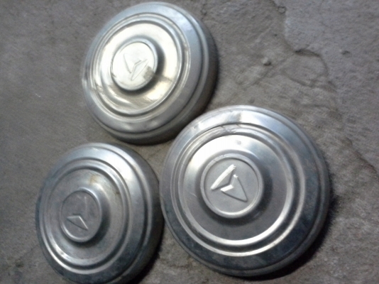 ขายฝาตบToyota RN เลสแท้สภาพสวยคร้าบมีครบชุดเลยนะ1800-