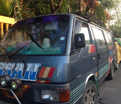 ขายรถตู้ nissan รุ่นเออร์แวน 135,000