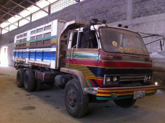 ขายจัมโบ้ดัมพ์สองเพลาเครื่อง 175 แรงม้า