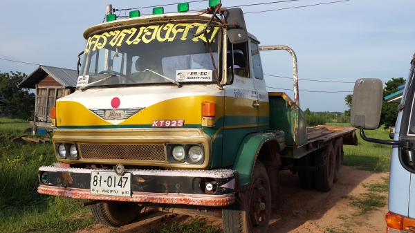 ต้องการขายด่วนสิบล้อหน้ายาววางหัวHINO KTเพลาเดียวหางขึ้นแบ็คโฮ200สบายเครื่องเกียร์เฟืองท้ายMITSUBISHI ไอ้หลงราคาพิเศษสุดๆทะเบียนพร้อมเป็นท้ายลาดแล้วโทร0843923995