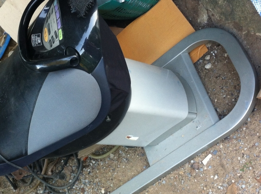 ม้าโยกไฟฟ้าแบบคาวบอยตัวใหญ่ National ปรับเบาะนั่งชึ้นลงได้ และการทำงานอื่นๆอีกมาก ได้มาจากญี่ปุ่นใช้ได้ตั้งแต่เด็กจนถึงผู้ใหญ่มีโมดต่างๆให้เลือก ม้าโยกไฟฟ้าแบบคาวบอยตัวใหญ่ National ปรับเบาะนั่งชึ้นลงได้ และการทำงานอื่นๆอีกมาก ได้มาจากญี่ปุ่นใช้ได้ตั้งแต่เด็กจนถึงผู้ใหญ่มีโมดต่างๆให้เลือก